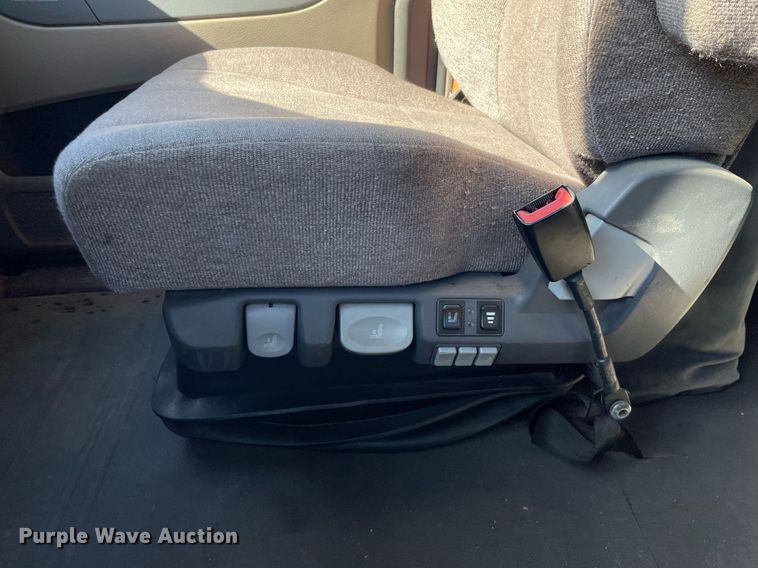 image for item GG9759 2015 Freightliner Cascadia Evolution 125  semi truck