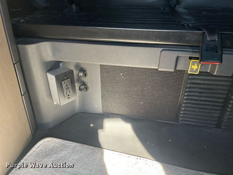 image for item GG9760 2016 Freightliner Cascadia Evolution 125  semi truck