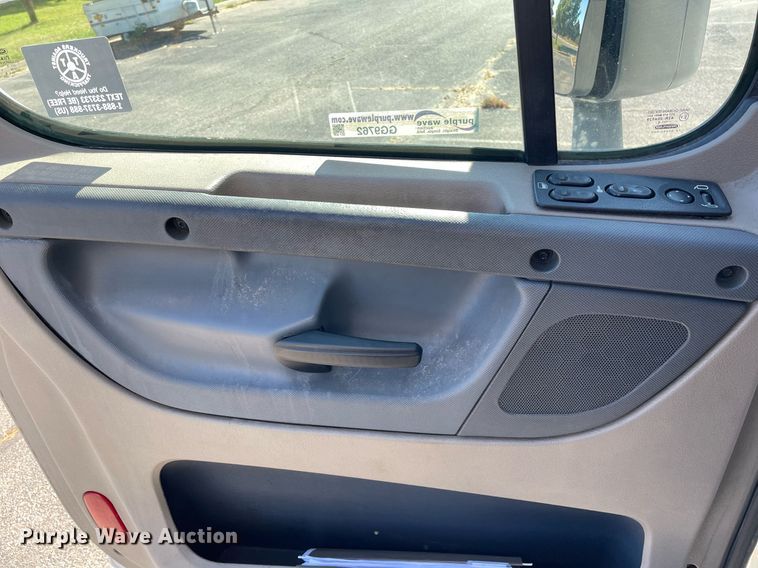 image for item GG9762 2015 Freightliner Cascadia Evolution 125  semi truck