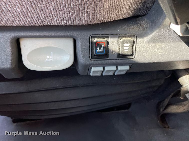 image for item GG9762 2015 Freightliner Cascadia Evolution 125  semi truck