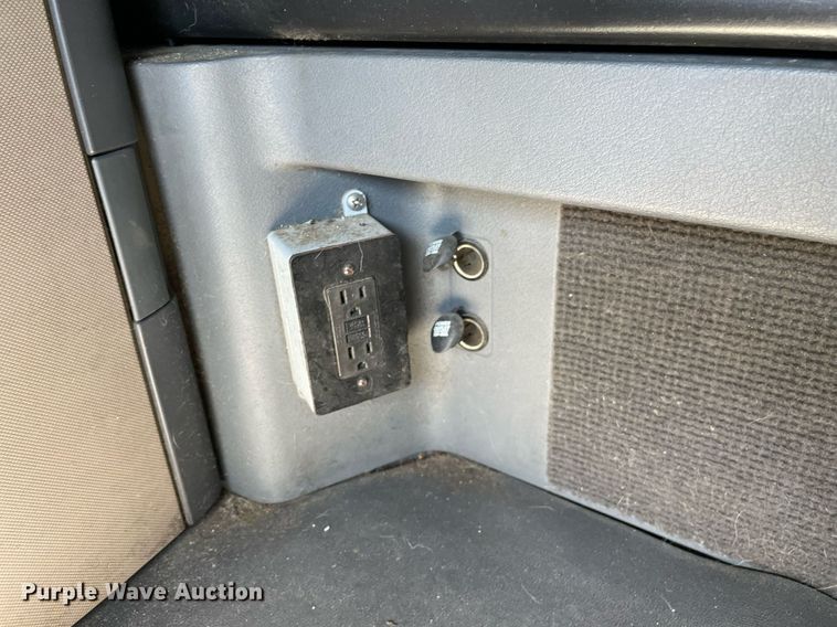 image for item GG9762 2015 Freightliner Cascadia Evolution 125  semi truck