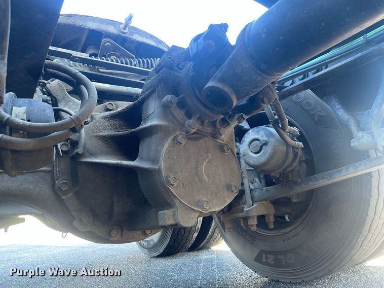 image for item GG9763 2017 Freightliner Cascadia Evolution 125  semi truck