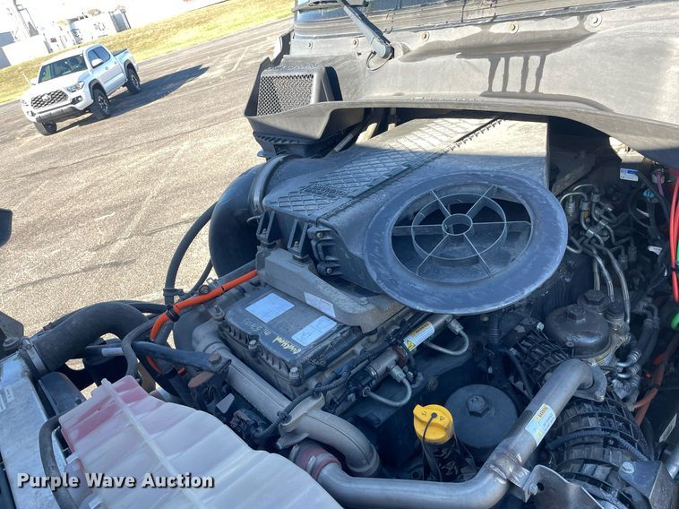 image for item GG9763 2017 Freightliner Cascadia Evolution 125  semi truck