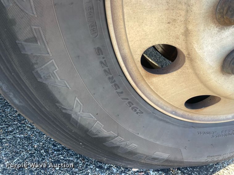 image for item GG9763 2017 Freightliner Cascadia Evolution 125  semi truck