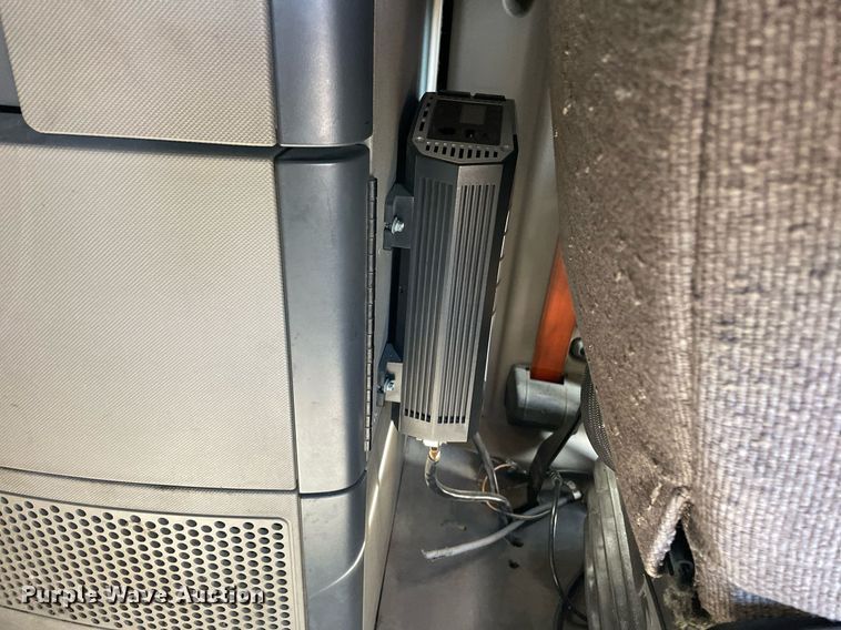 image for item GG9764 2016 Freightliner Cascadia Evolution 125  semi truck