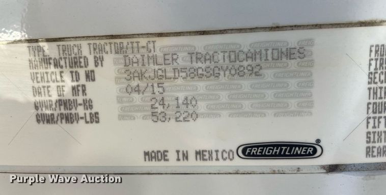 image for item GG9764 2016 Freightliner Cascadia Evolution 125  semi truck