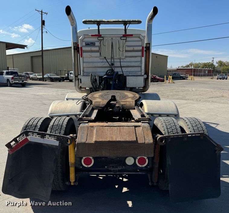 image for item GQ9218 2012 Mack GU700  semi truck