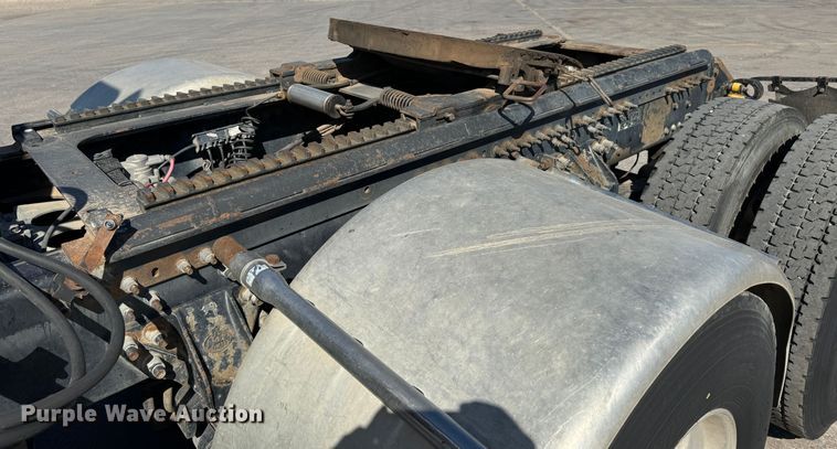 image for item GQ9218 2012 Mack GU700  semi truck