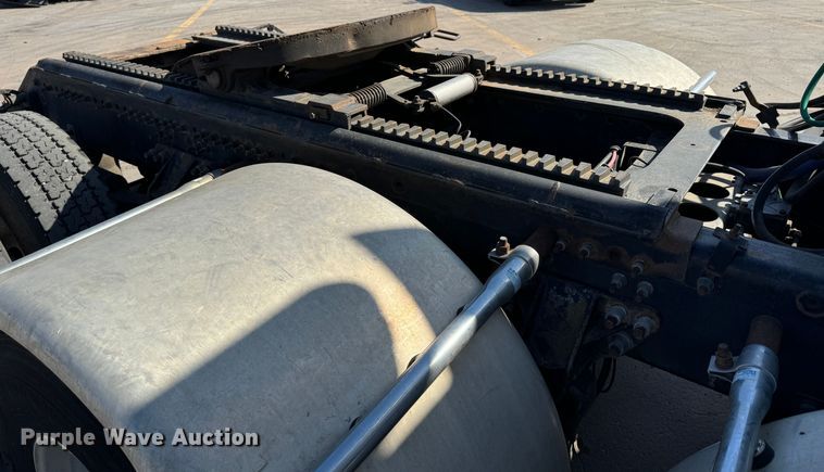 image for item GQ9218 2012 Mack GU700  semi truck