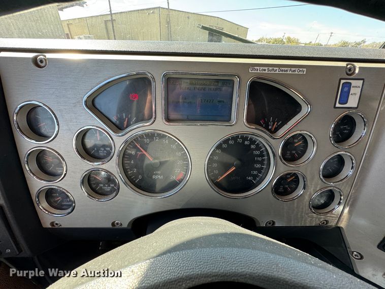 image for item GQ9218 2012 Mack GU700  semi truck