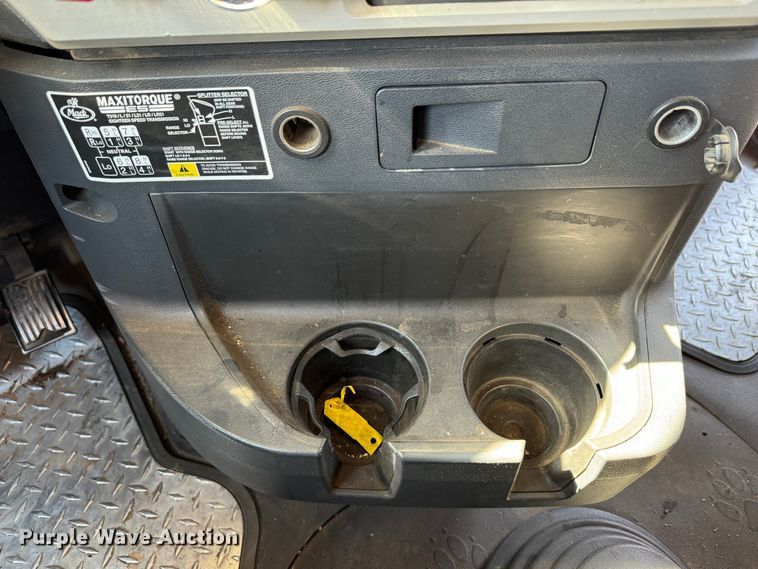 image for item GQ9218 2012 Mack GU700  semi truck