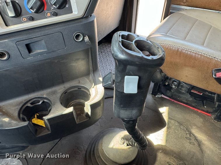 image for item GQ9218 2012 Mack GU700  semi truck