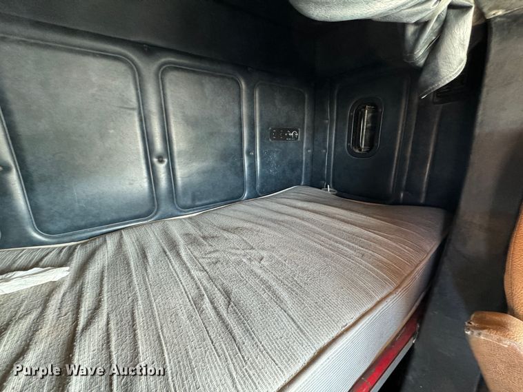 image for item GQ9218 2012 Mack GU700  semi truck