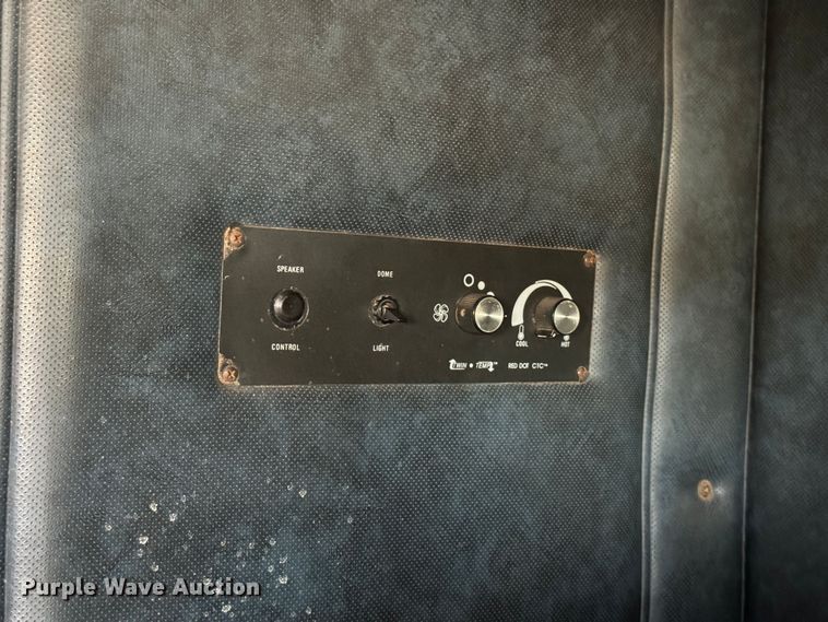 image for item GQ9218 2012 Mack GU700  semi truck