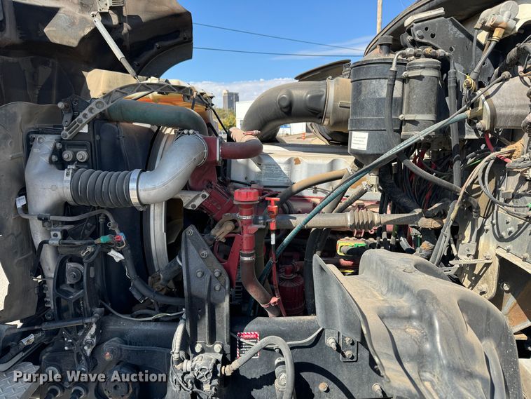 image for item GQ9218 2012 Mack GU700  semi truck