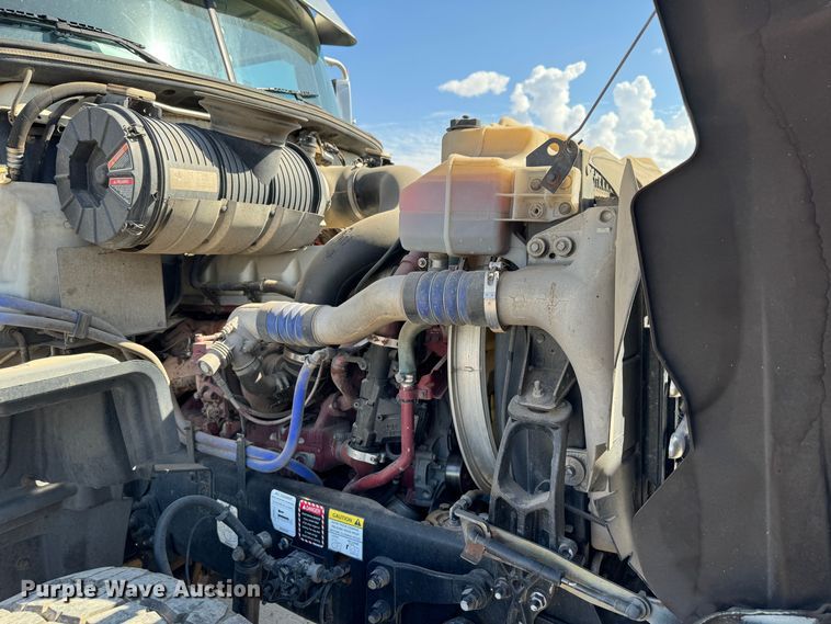 image for item GQ9218 2012 Mack GU700  semi truck