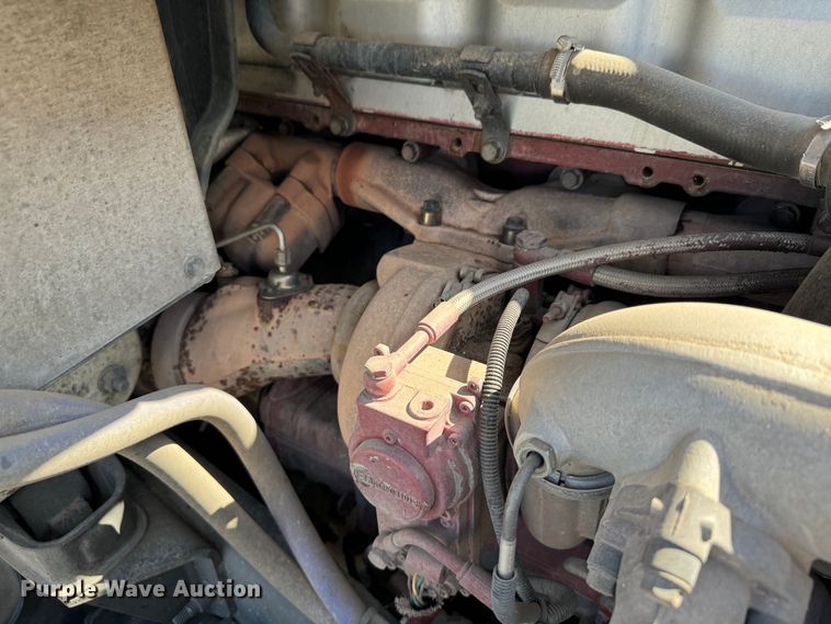 image for item GQ9218 2012 Mack GU700  semi truck