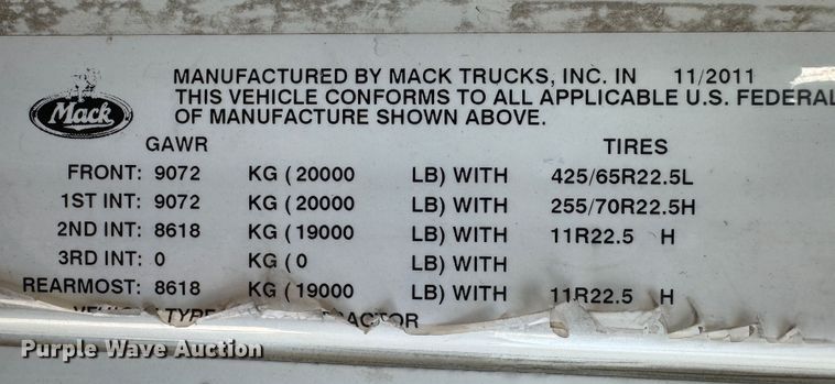 image for item GQ9218 2012 Mack GU700  semi truck