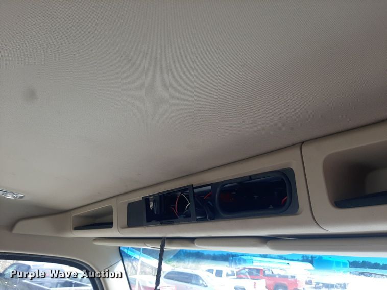 image for item KD9172 2015 Kenworth T880  semi truck