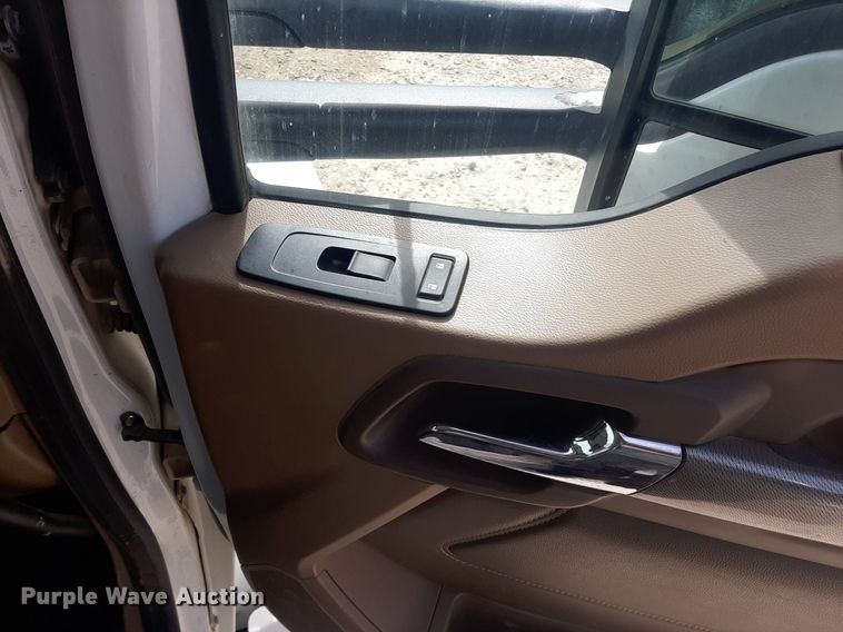 image for item KD9172 2015 Kenworth T880  semi truck