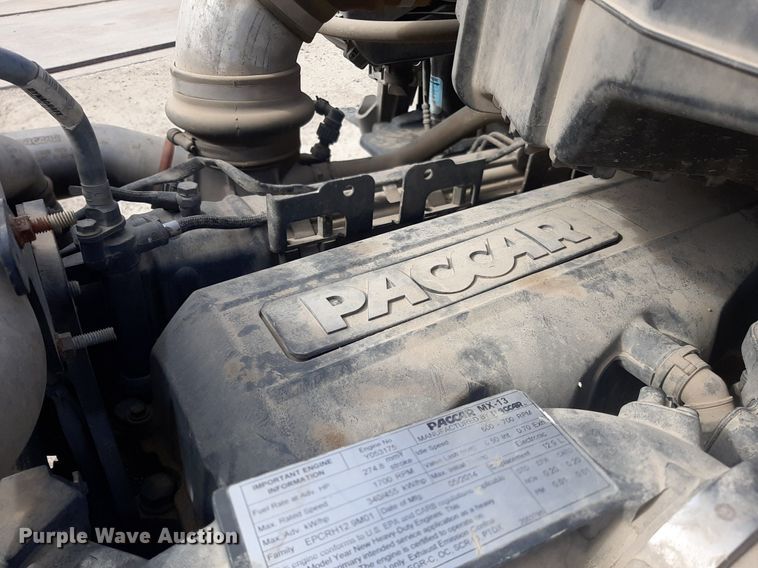 image for item KD9172 2015 Kenworth T880  semi truck