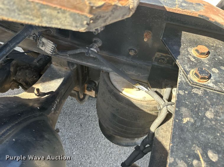 image for item KT9282 2008 Freightliner Century Class  semi truck