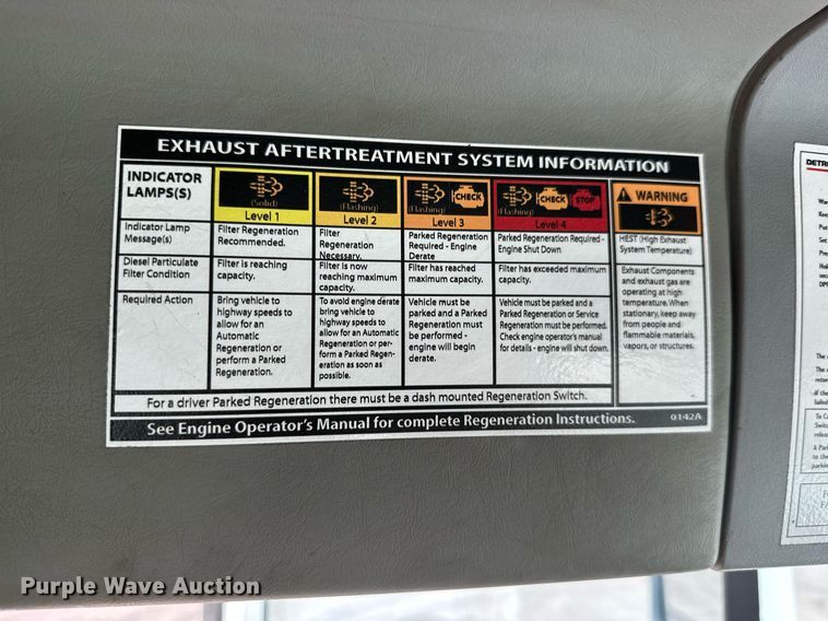 image for item KT9282 2008 Freightliner Century Class  semi truck