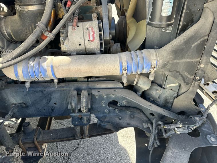 image for item KT9282 2008 Freightliner Century Class  semi truck