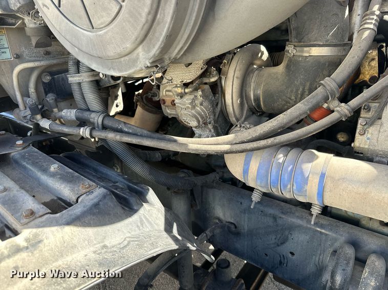 image for item KT9282 2008 Freightliner Century Class  semi truck