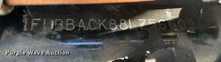 image for item KT9282 2008 Freightliner Century Class  semi truck