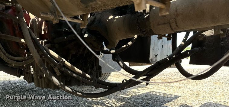 image for item KW9204 2009 Kalmar  4X2 yard truck