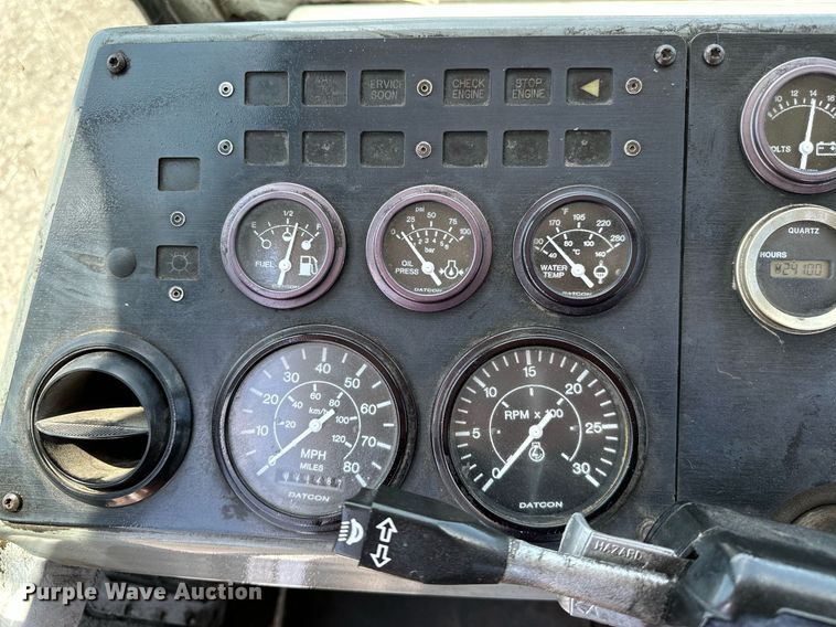 image for item KW9204 2009 Kalmar  4X2 yard truck