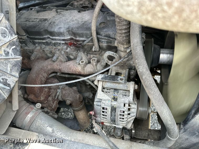 image for item KW9204 2009 Kalmar  4X2 yard truck