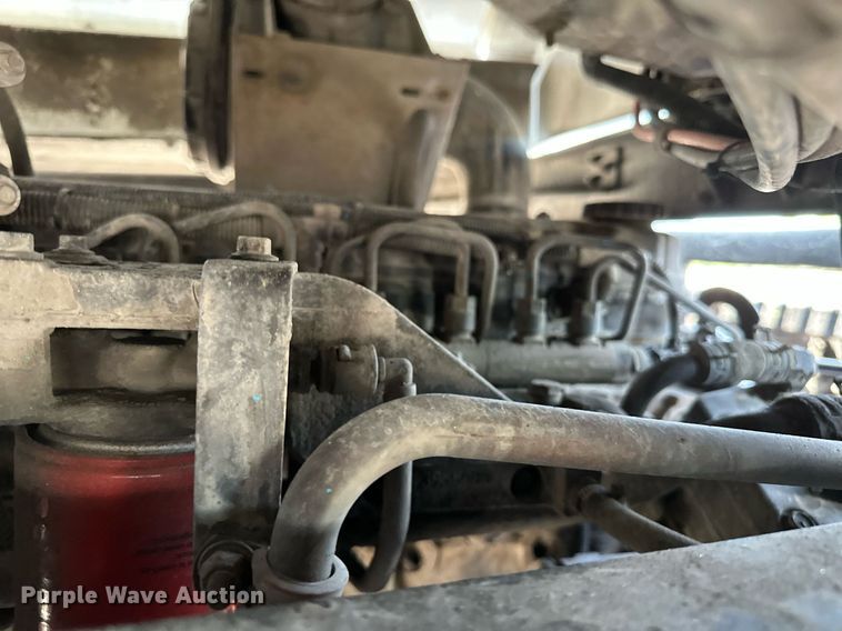 image for item KW9204 2009 Kalmar  4X2 yard truck