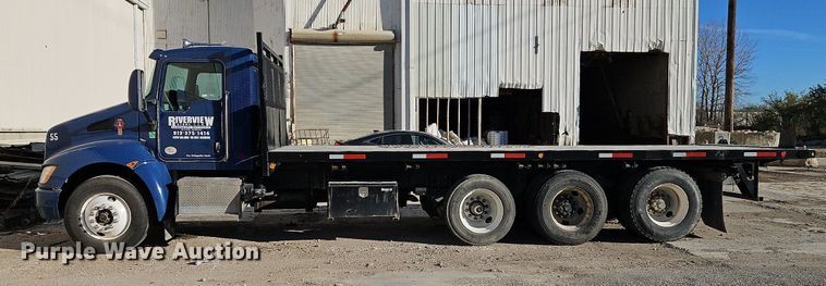 image for item LM9268 2012 Kenworth T370  flatbed truck