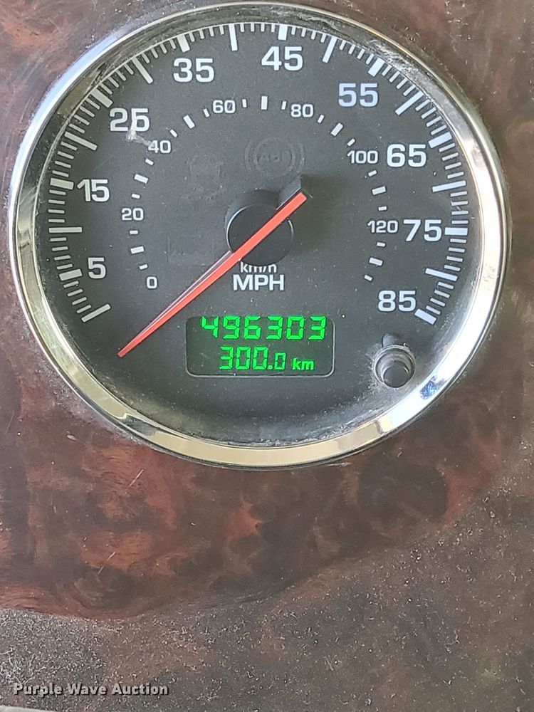 image for item LM9268 2012 Kenworth T370  flatbed truck