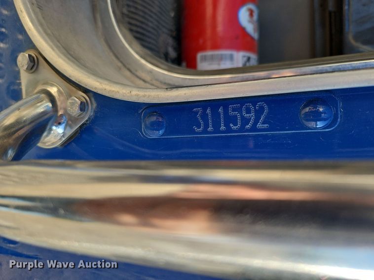 image for item LM9268 2012 Kenworth T370  flatbed truck