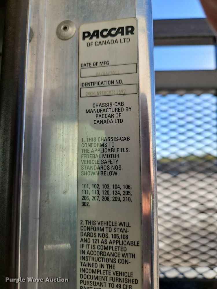 image for item LM9268 2012 Kenworth T370  flatbed truck