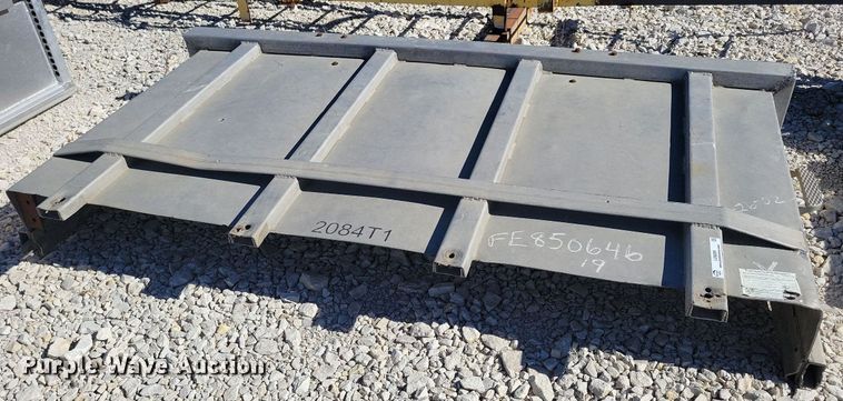 image for item LO9895 Headache rack