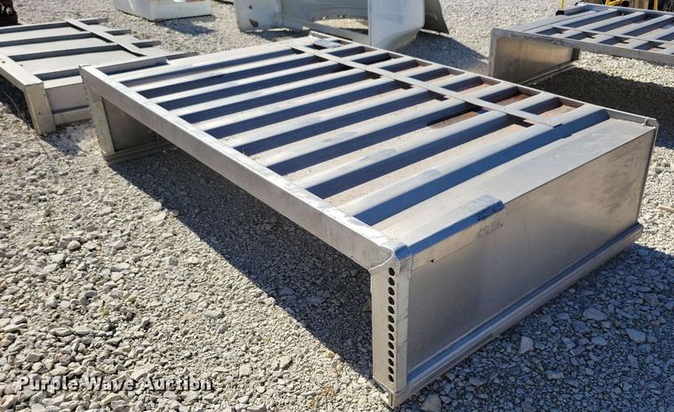 image for item LO9896 Sturdy-Lite  headache rack