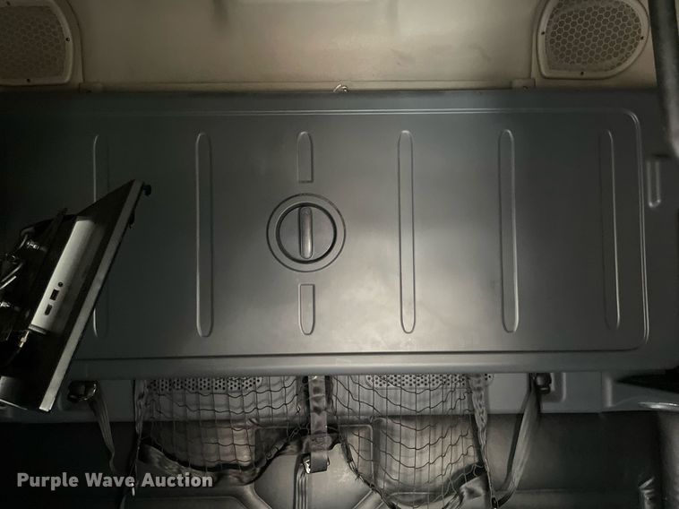 image for item LV9098 2015 Freightliner Cascadia Evolution  semi truck