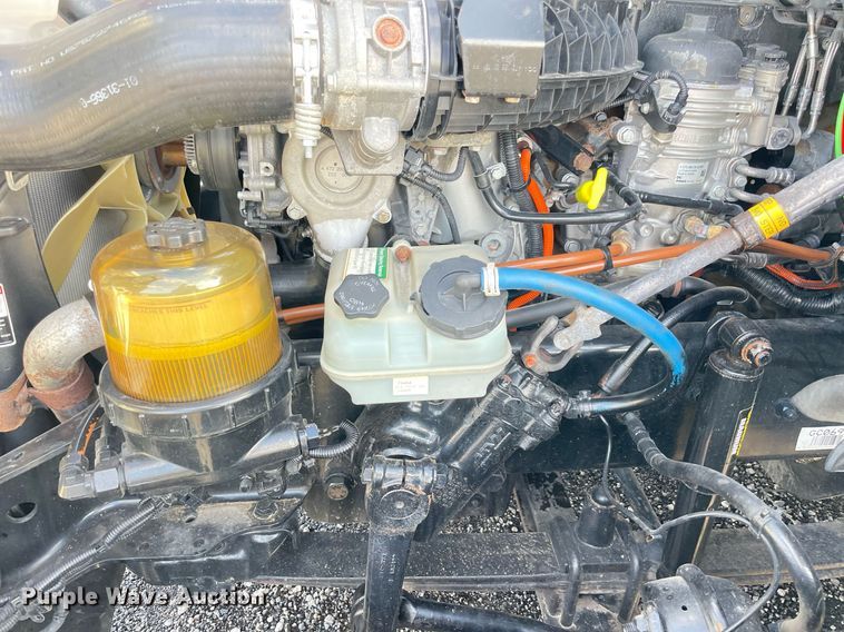 image for item LV9098 2015 Freightliner Cascadia Evolution  semi truck