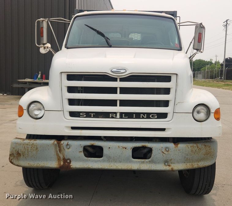 image for item LX9714 2006 Sterling L7500  flatbed truck