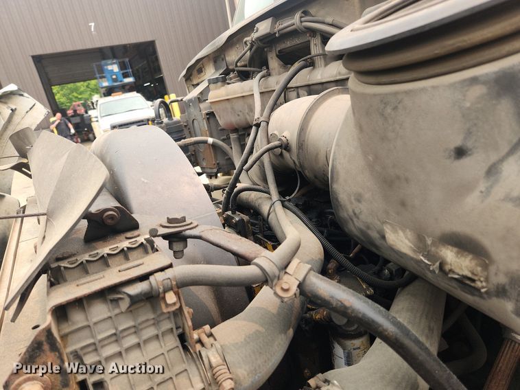 image for item LX9714 2006 Sterling L7500  flatbed truck