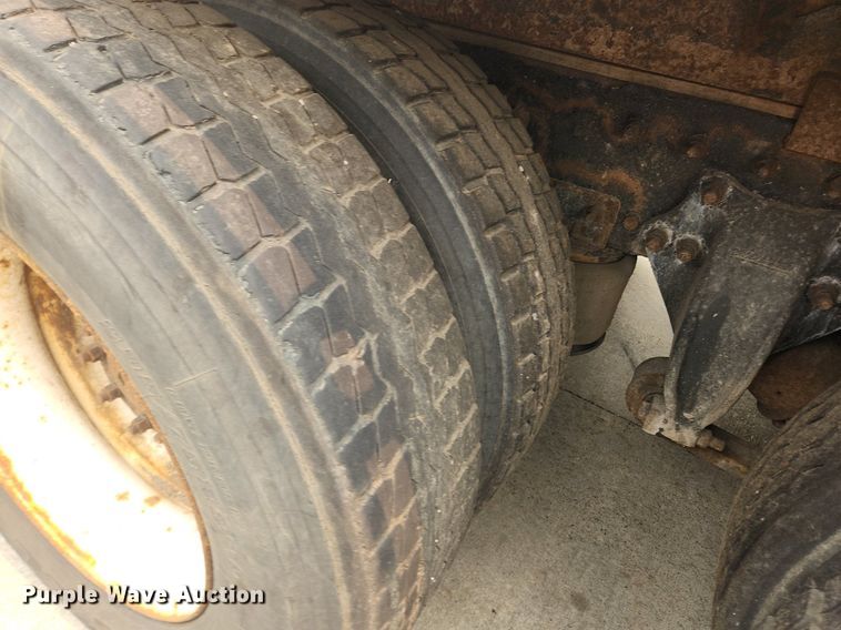 image for item LX9714 2006 Sterling L7500  flatbed truck