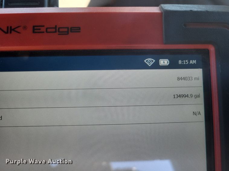 image for item MI9804 2013 Freightliner Cascadia  semi truck