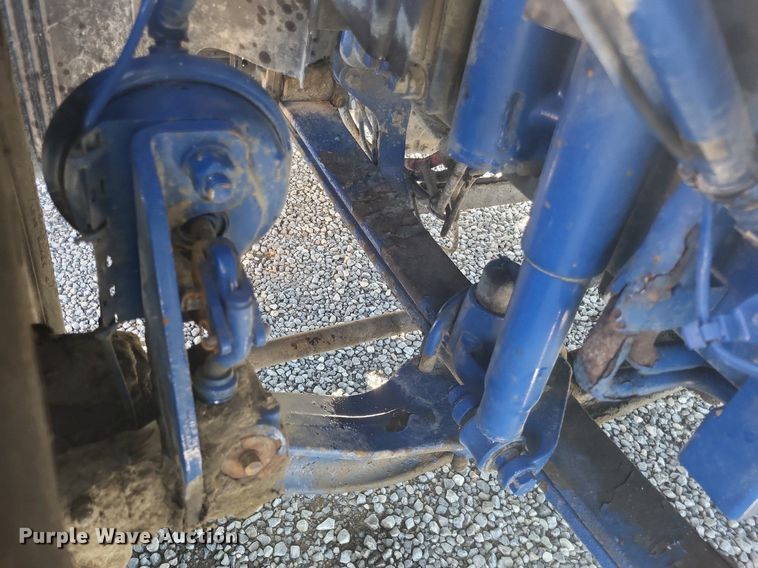 image for item MI9805 2011 Volvo VNM  semi truck