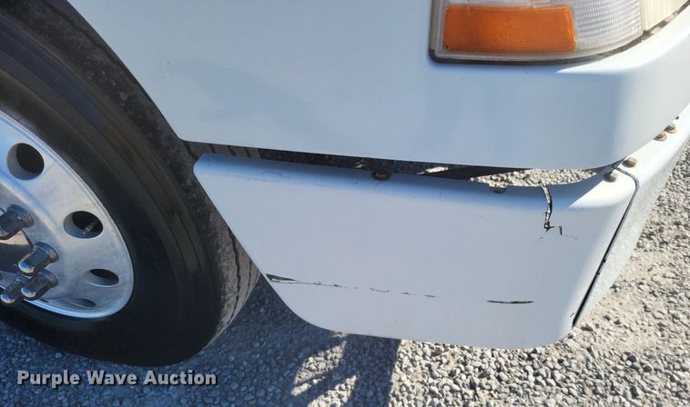 image for item MI9805 2011 Volvo VNM  semi truck