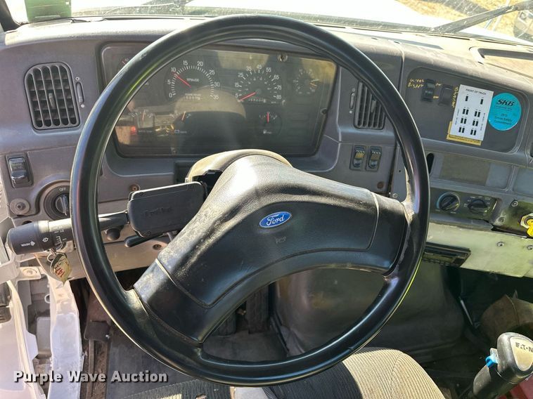 image for item MQ9509 1998 Ford  Louisville roll-off container truck