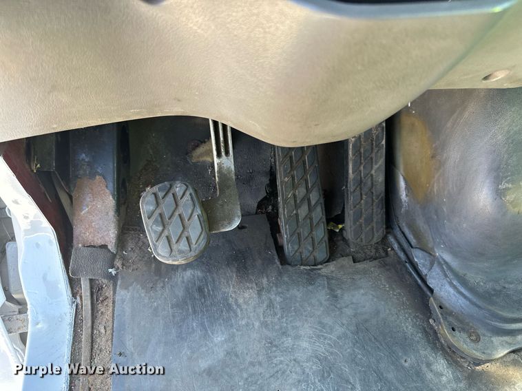 image for item MQ9509 1998 Ford  Louisville roll-off container truck